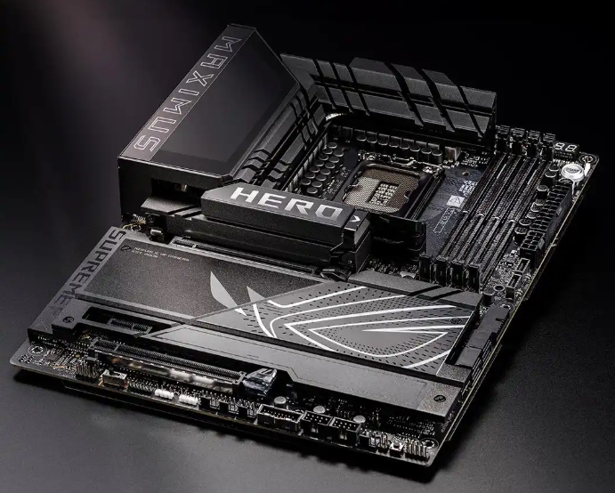 华硕 ROG 宣布率先支持 4x24GB DDR5 7000 内存